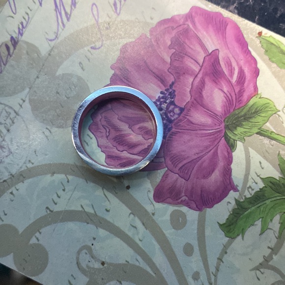 Female ring - Picture 3 of 4